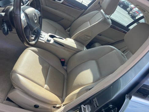 Used 2012 Mercedes-Benz C 300 4MATIC Sedan image 11