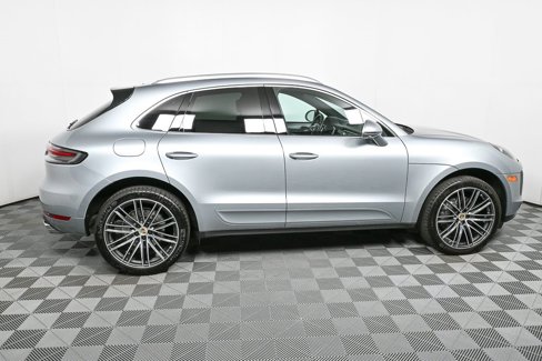 Certified 2021 Porsche Macan S image 28