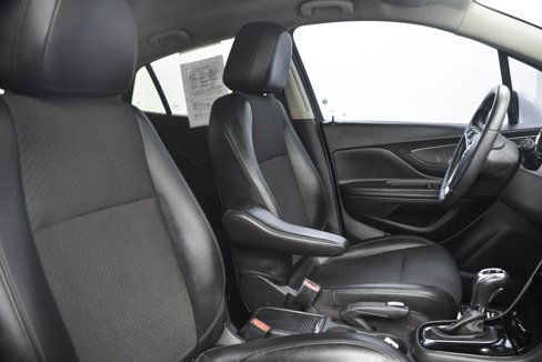 Used 2020 Buick Encore Preferred image 16