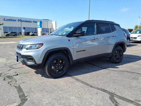Used 2023 Jeep Compass Trailhawk image 22