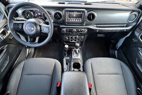 Used 2023 Jeep Wrangler Unlimited image 13