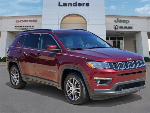 Used 2020 Jeep Compass Latitude image 3