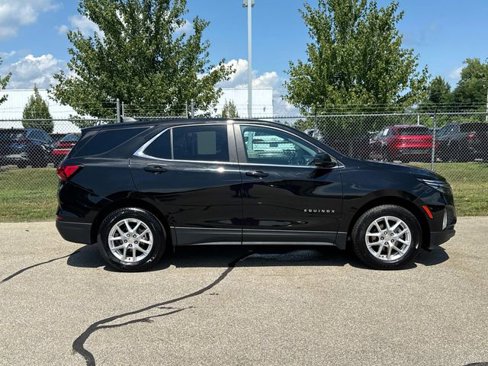 Used 2023 Chevrolet Equinox LT image 4