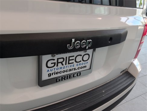 Used 2014 Jeep Patriot Sport image 12