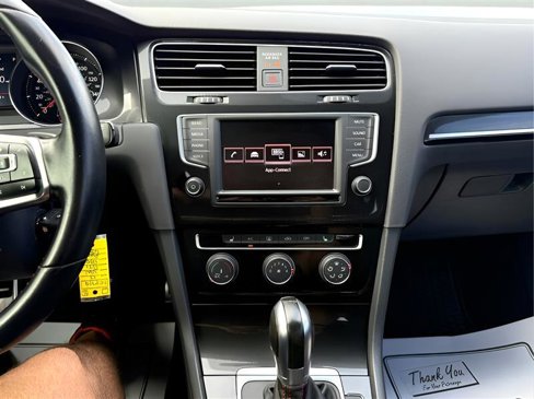 Used 2017 Volkswagen GTI S image 17