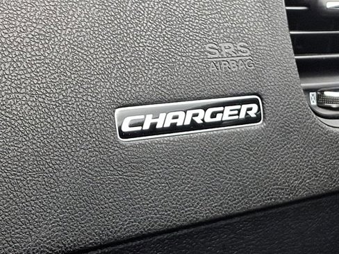 Used 2023 Dodge Charger SXT w/ Blacktop Package image 25