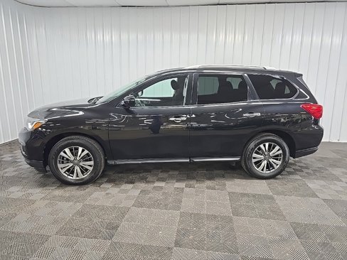 Used 2020 Nissan Pathfinder SV image 5