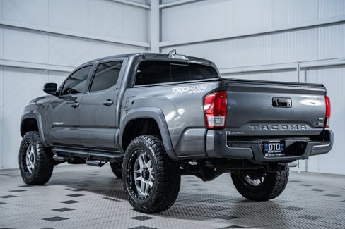 Used 2019 Toyota Tacoma TRD Off-Road image 6