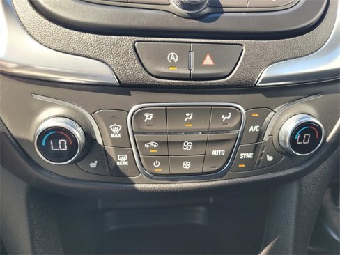 Used 2024 Chevrolet Equinox LT image 24