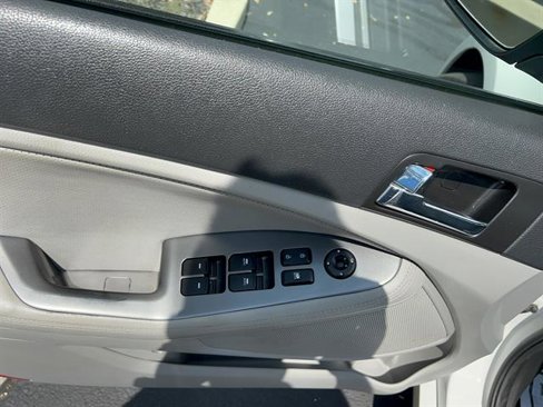 Used 2011 Kia Optima EX image 13