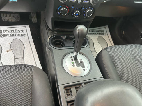 Used 2011 Mitsubishi Endeavor LS image 29