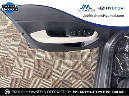 Certified 2024 Hyundai Venue SEL image 26