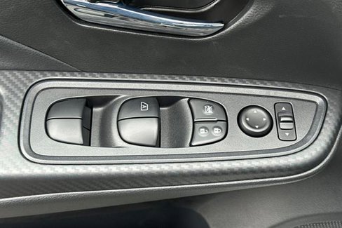 New 2025 Nissan Versa SV w/ Trunk Package image 12