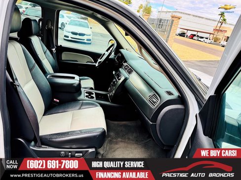 Used 2007 Chevrolet Suburban LT w/ LT Preferred Equipment Group image 11