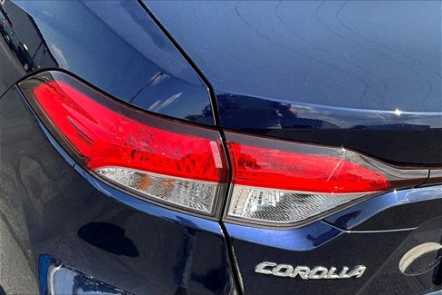 Used 2020 Toyota Corolla LE image 31