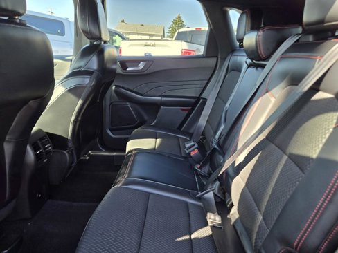 Used 2023 Ford Escape ST-Line image 25