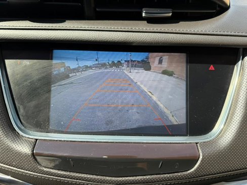 Used 2017 Cadillac XT5 Premium Luxury image 18