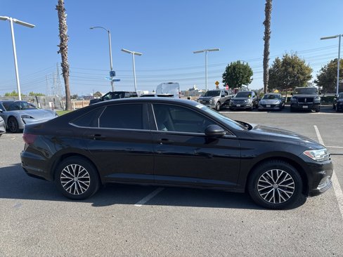Used 2021 Volkswagen Jetta R-Line image 3