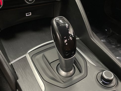 Used 2018 Alfa Romeo Giulia AWD image 20