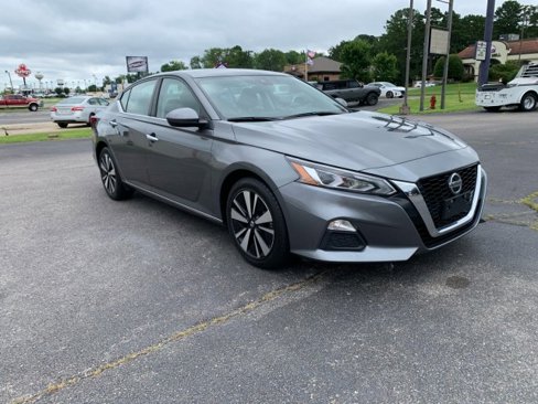 Used 2021 Nissan Altima 2.5 SV image 5