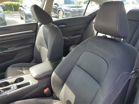 Used 2022 Nissan Altima 2.5 SV image 17
