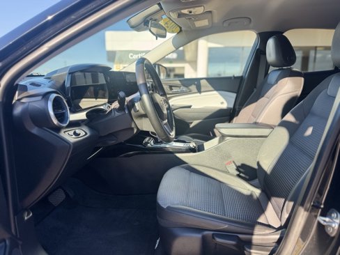Used 2024 Chevrolet Trax LT w/ Driver Confidence Package image 8