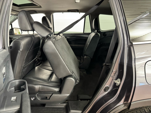 Used 2021 Honda Pilot Special Edition image 32