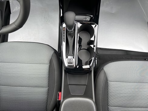 New 2025 Chevrolet Trax LT w/ LT Convenience Package image 14