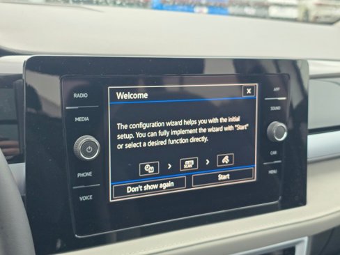New 2025 Volkswagen Taos SE image 36