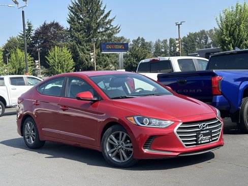 Used 2018 Hyundai Elantra SEL image 2