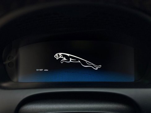 Used 2011 Jaguar XJ image 26