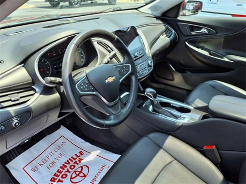 Used 2022 Chevrolet Malibu LT w/ Leather Package image 14
