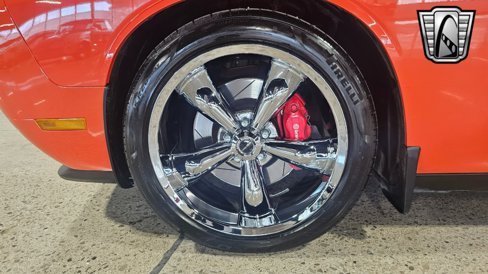 Used 2009 Dodge Challenger SRT8 w/ SRT Option Group II image 6