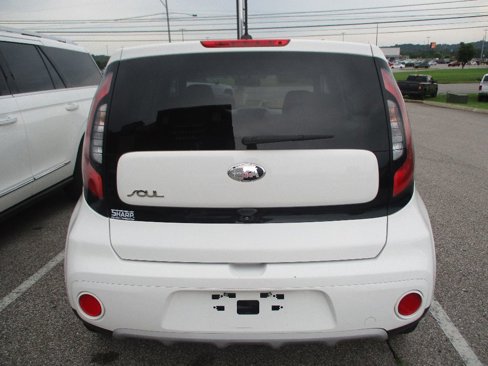 Used 2019 Kia Soul + image 16