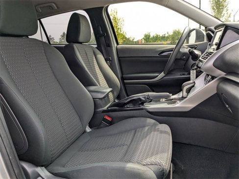 Used 2020 Mitsubishi Eclipse Cross ES image 29