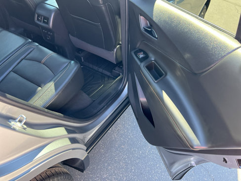 Used 2023 Chevrolet Equinox Premier image 21