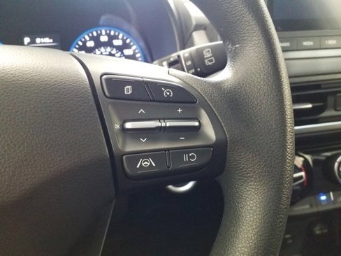 Used 2023 Hyundai Kona SEL image 6