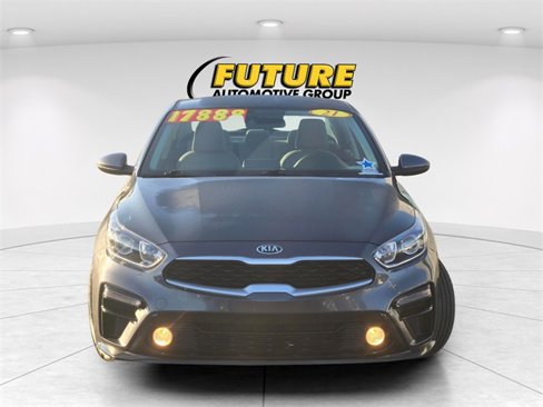 Used 2021 Kia Forte LXS image 2