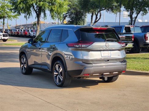 Used 2024 Nissan Rogue SL w/ SL Premium Package image 5