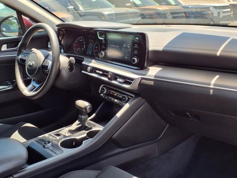 Used 2021 Kia K5 LXS image 9