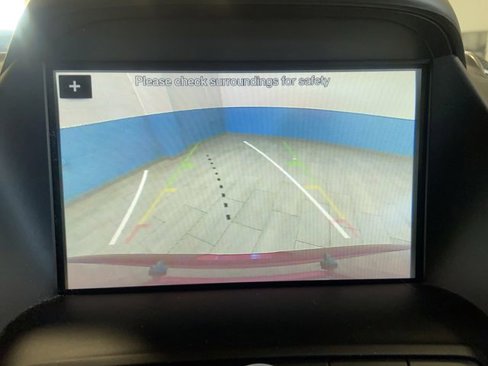Used 2019 Ford Escape SE image 9