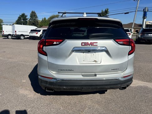 Used 2018 GMC Terrain SLT w/ Preferred Package image 4