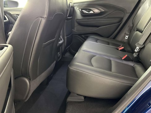 Used 2022 GMC Terrain SLT image 31