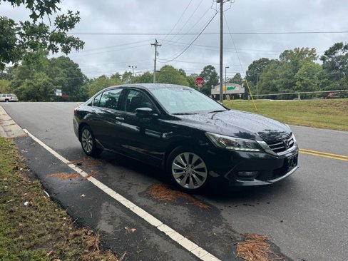 Used 2015 Honda Accord EX-L image 2