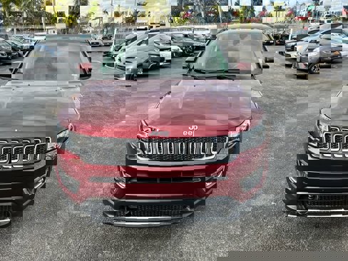Used 2021 Jeep Compass Limited image 3