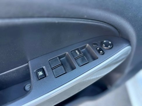 Used 2011 MAZDA MAZDA2 Sport image 39
