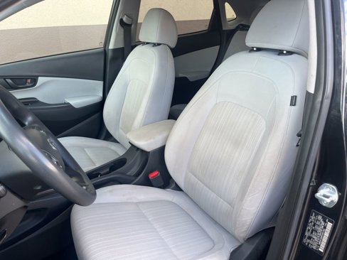 Used 2023 Hyundai Kona SEL image 32