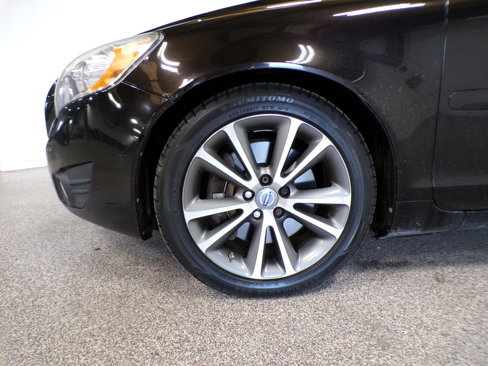 Used 2012 Volvo C70 T5 image 9