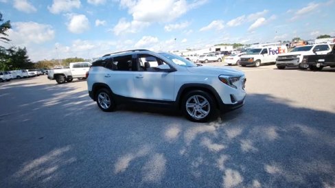 Certified 2020 GMC Terrain SLE w/ Driver Convenience Package image 7