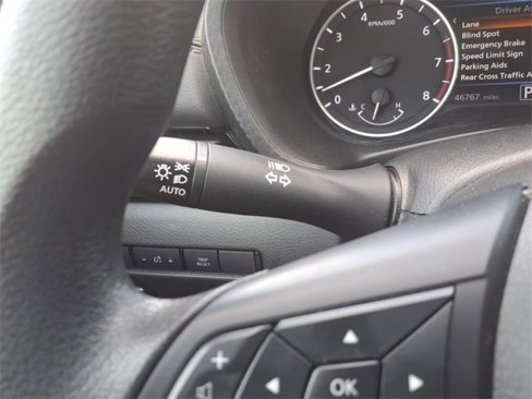 Used 2024 Nissan Sentra SV image 23